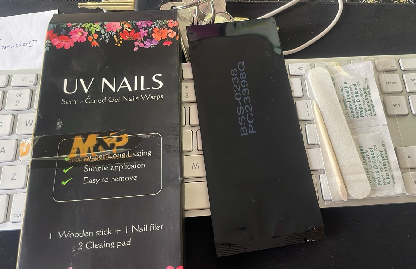 pack-of-01---uv-nails-sticker-best-quality-nails-uv-nails-sticker-nail-for-girls-artificial-nails-girls-amp-women-nails_PD8673