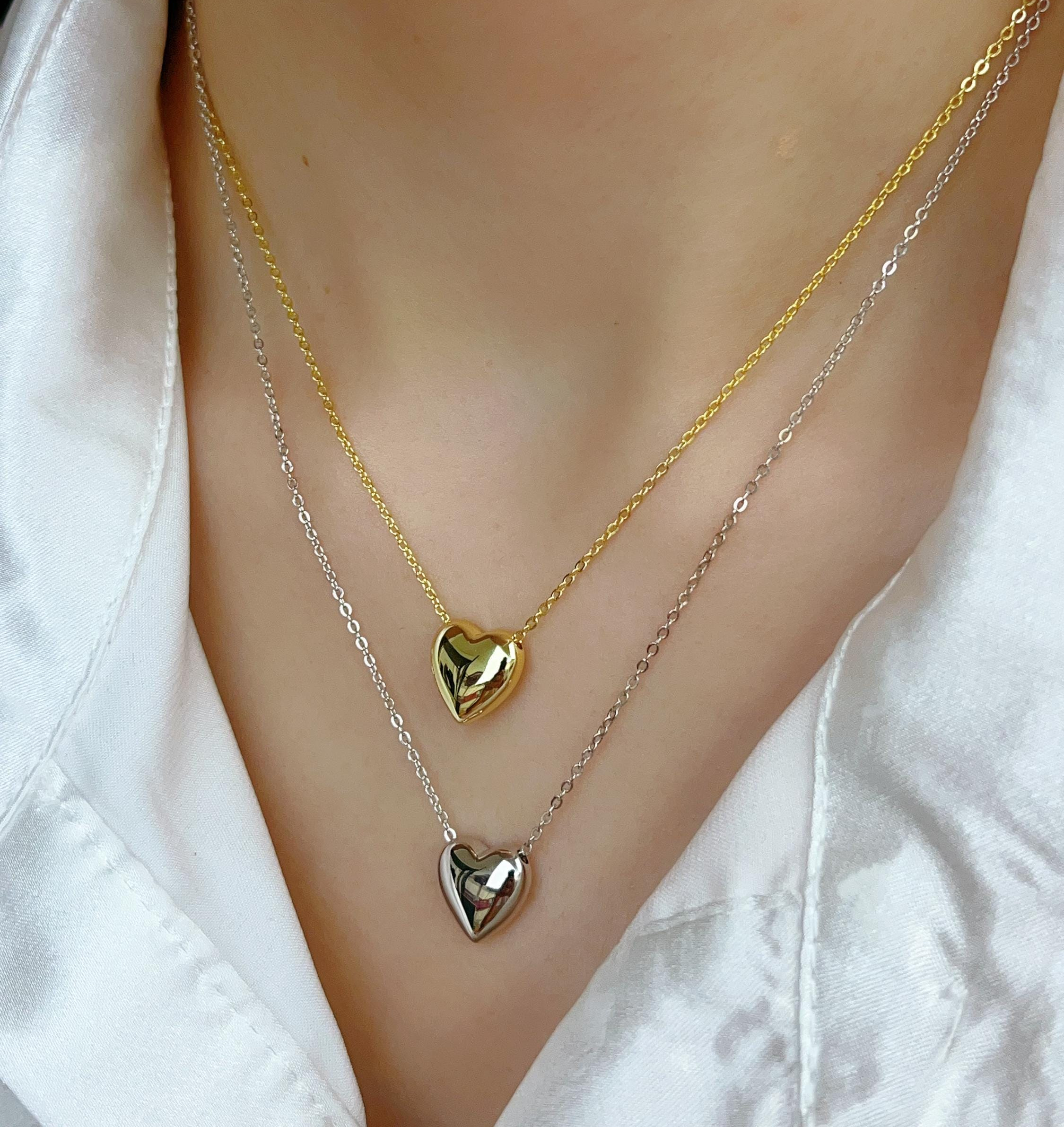 stainless-steel-heart-shape-necklace-love-heart-pendant-necklace-girls-amp-women-fashion_PD8090